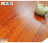 国标家装强化复合木地板12mm防潮耐磨耐刮环保耐磨E1地板厂家直销